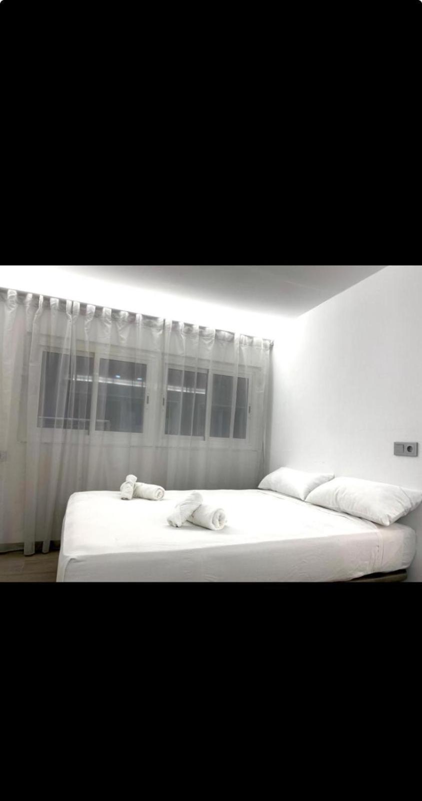 Avakian Suite Valencie Exteriér fotografie